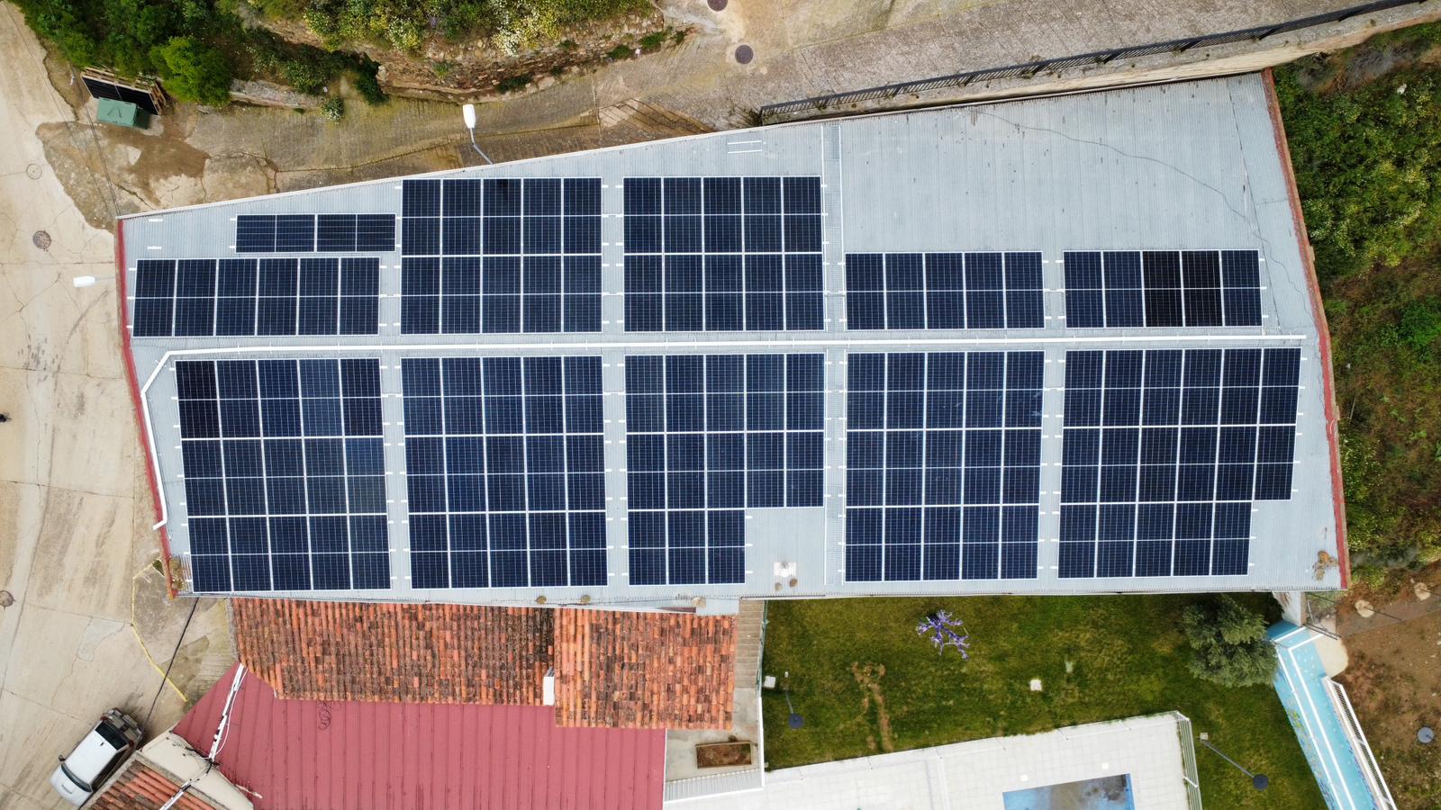 polideportivo villalengua ,placas solares